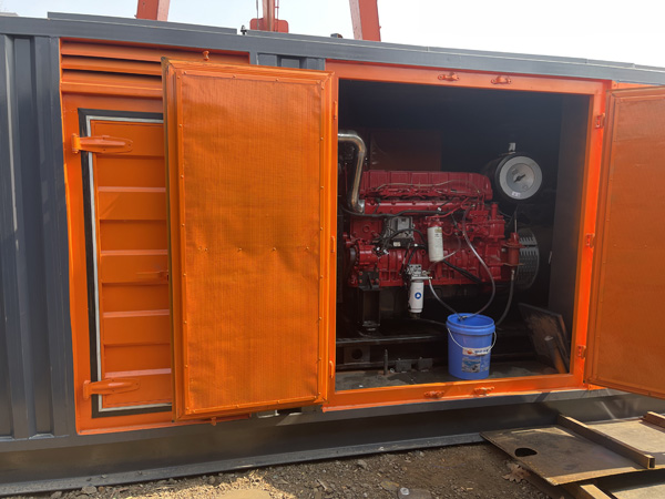 乌拉特后哪些因素会影响 200KW 柴油发电机的燃油消耗率？