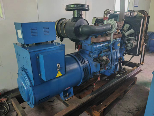 乌拉特后100kW柴油发电机组使用多级机油有哪些优缺点？